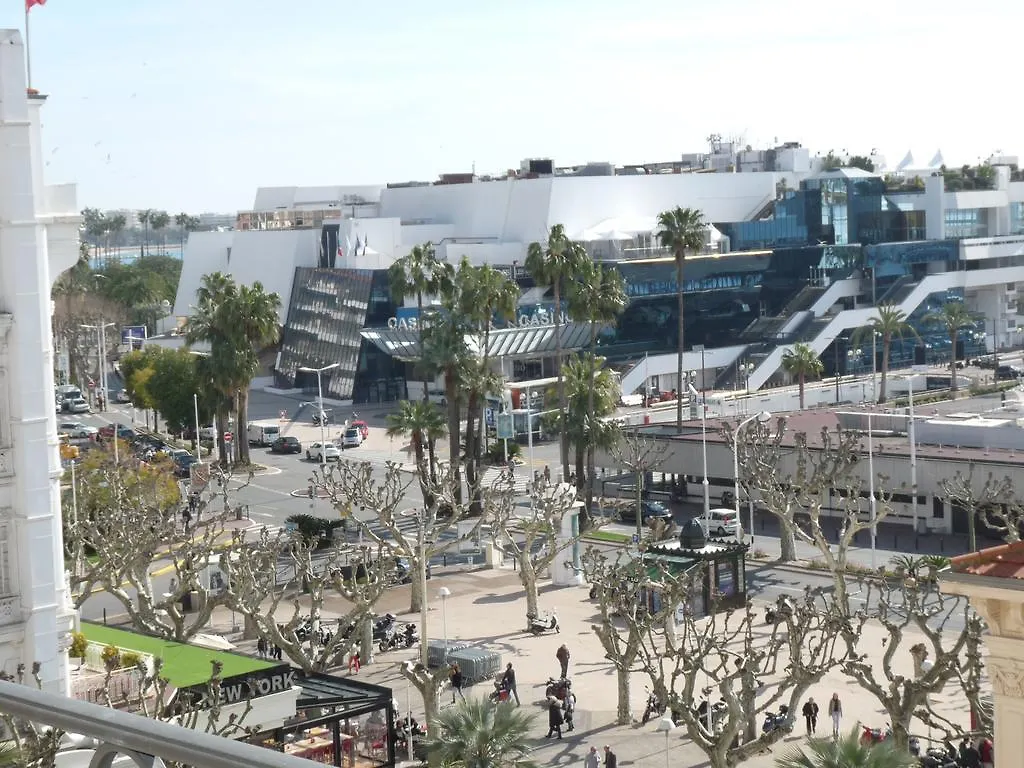 דירות קאן Palais View צרפת