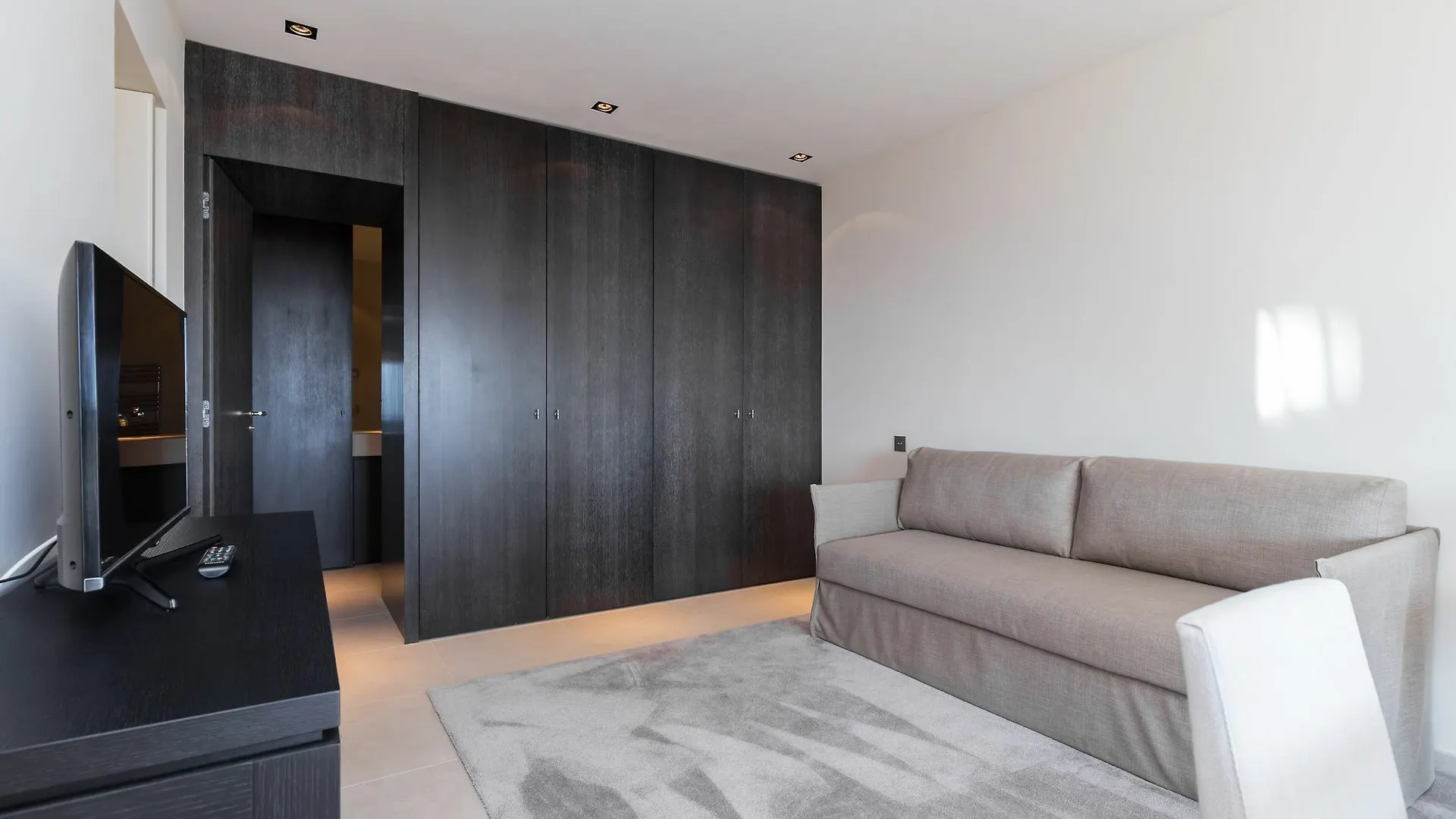 דירות קאן Palais View 0*,